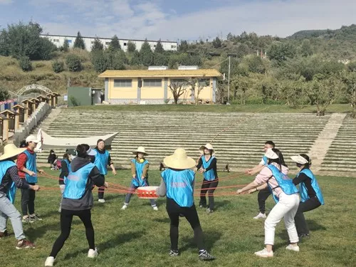 昆明口腔医院呈贡门诊团建